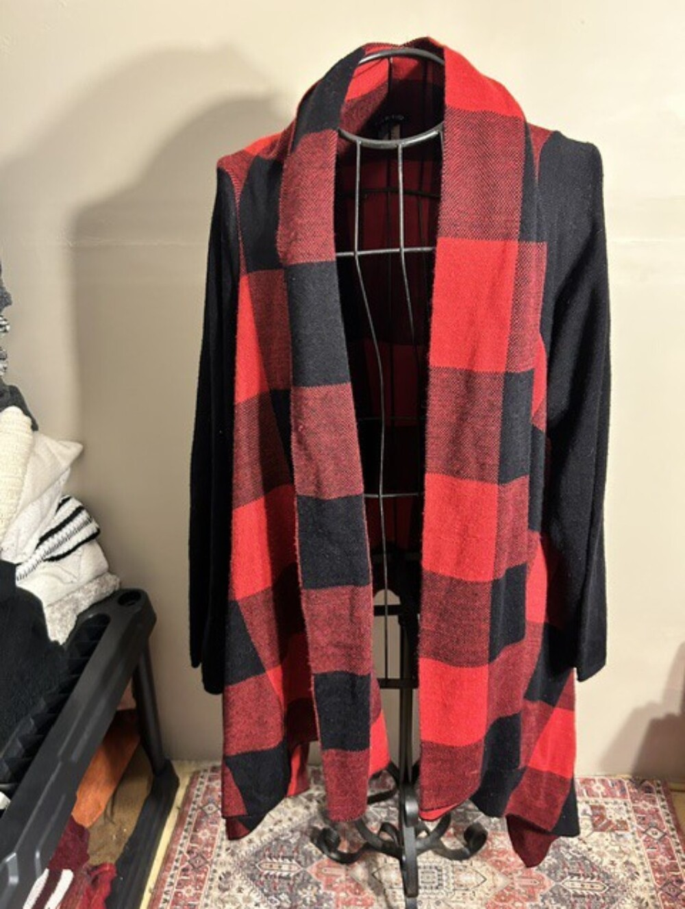 Torrid size 3   3x 3 x womens knit coat coverup jacket red black plaid coverup